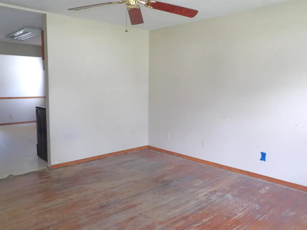 4545 S Oak Street Wichita KS 67217