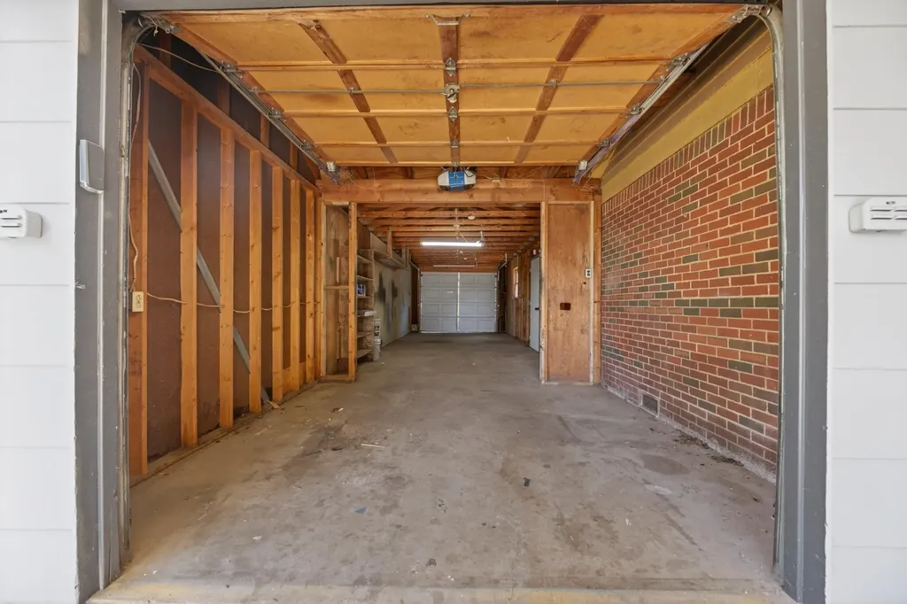 2422 W Greenfield Street Wichita KS 67217