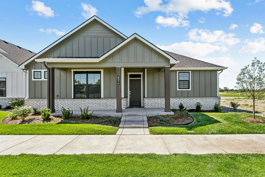 4516 N Harborside Street Wichita KS 67204