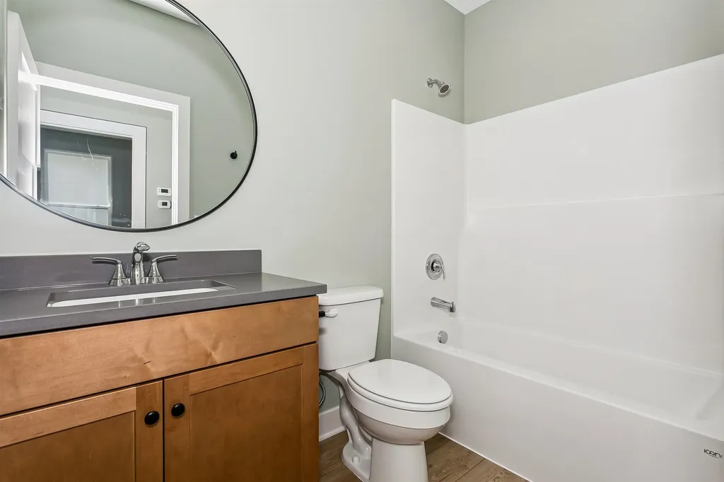 4516 N Harborside Street Wichita KS 67204