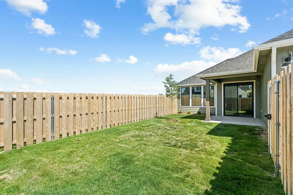 4516 N Harborside Street Wichita KS 67204