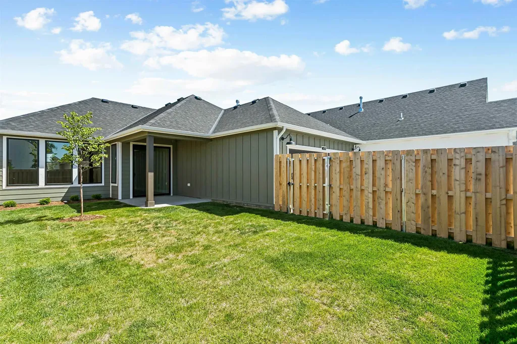 4516 N Harborside Street Wichita KS 67204