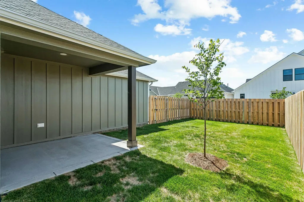 4516 N Harborside Street Wichita KS 67204