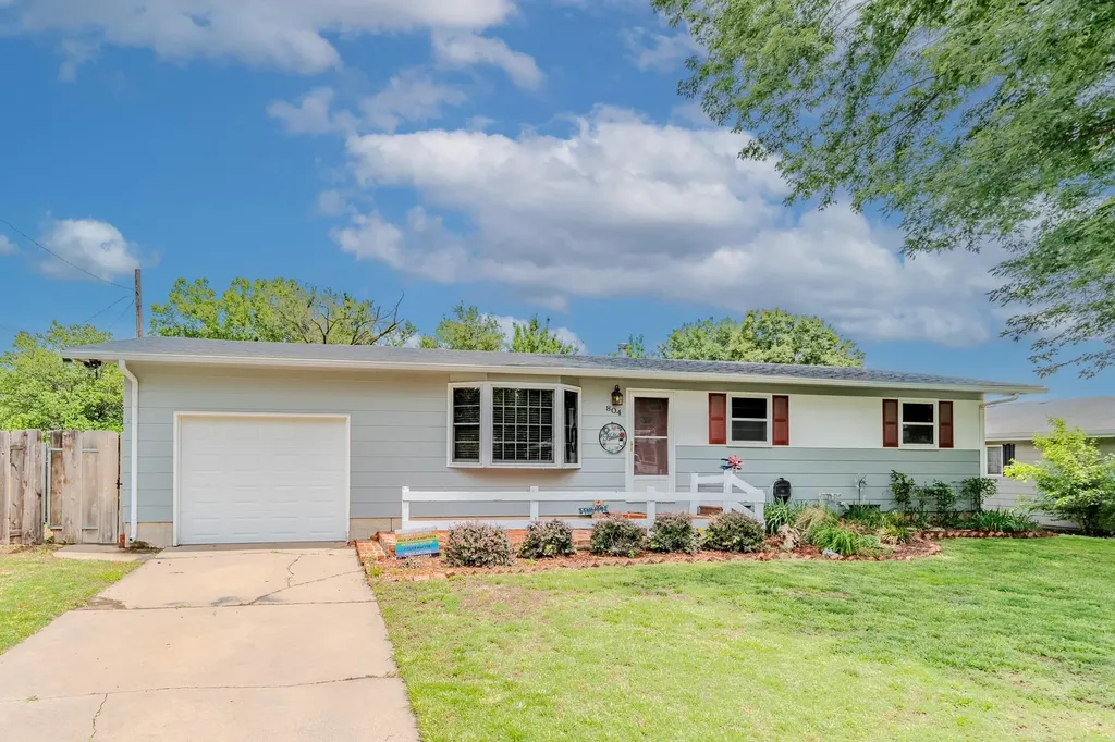 804 N Mclain Avenue Newton KS 67114