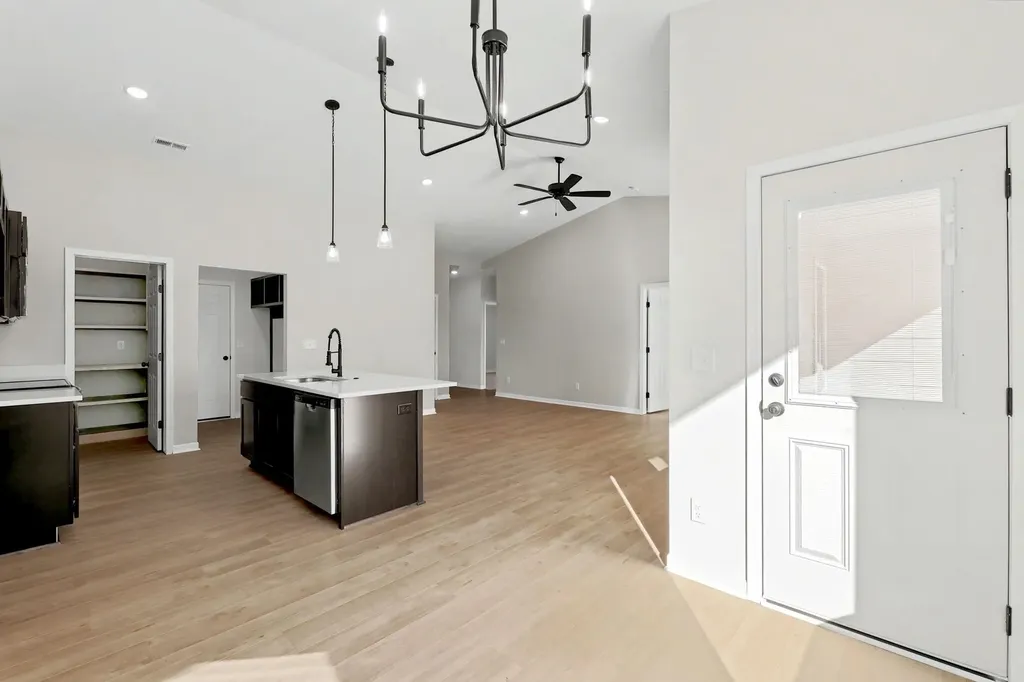 9155 E Chris Bel Aire KS 67226