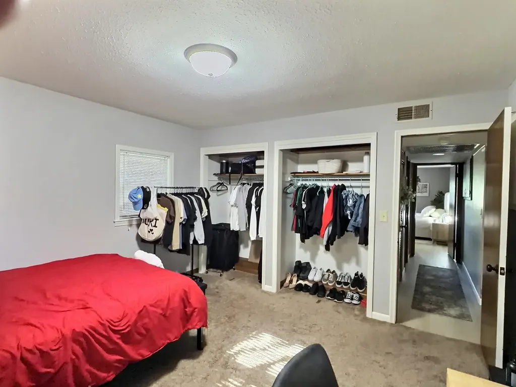 818 E Greenway Court Derby KS 67037