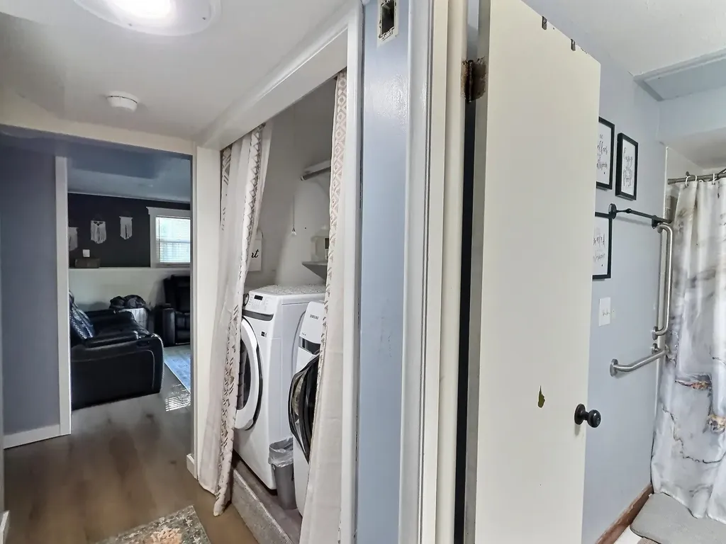 818 E Greenway Court Derby KS 67037