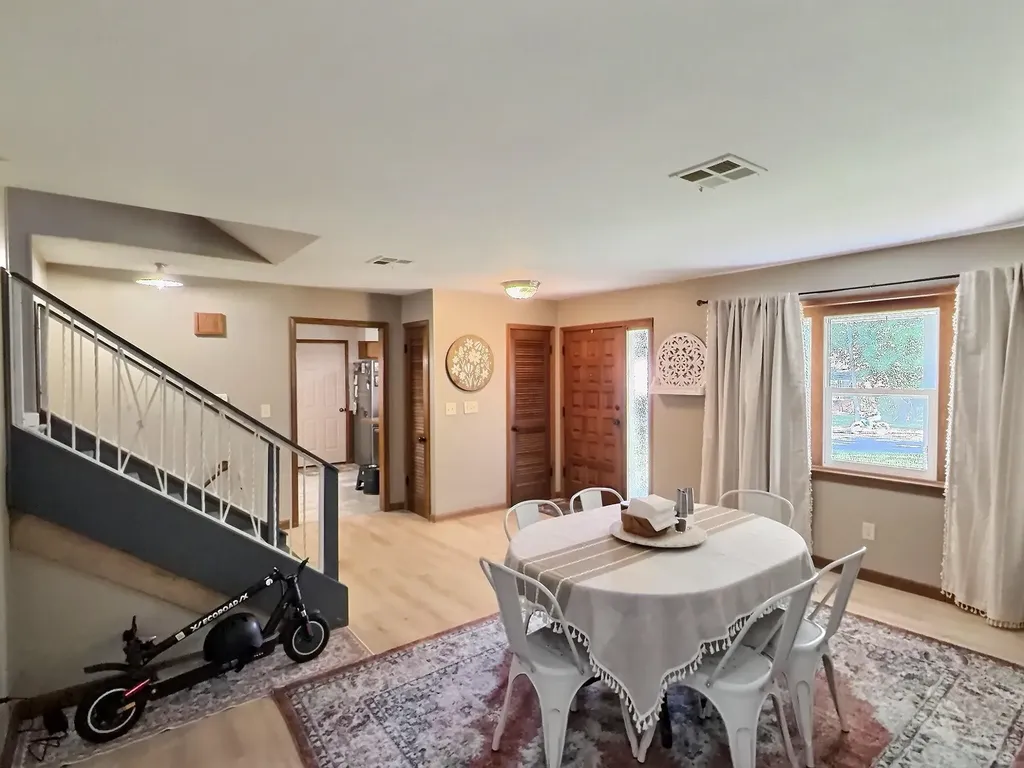 818 E Greenway Court Derby KS 67037