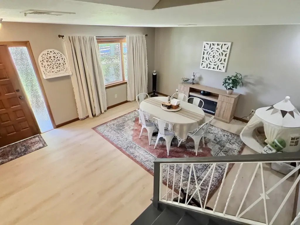 818 E Greenway Court Derby KS 67037