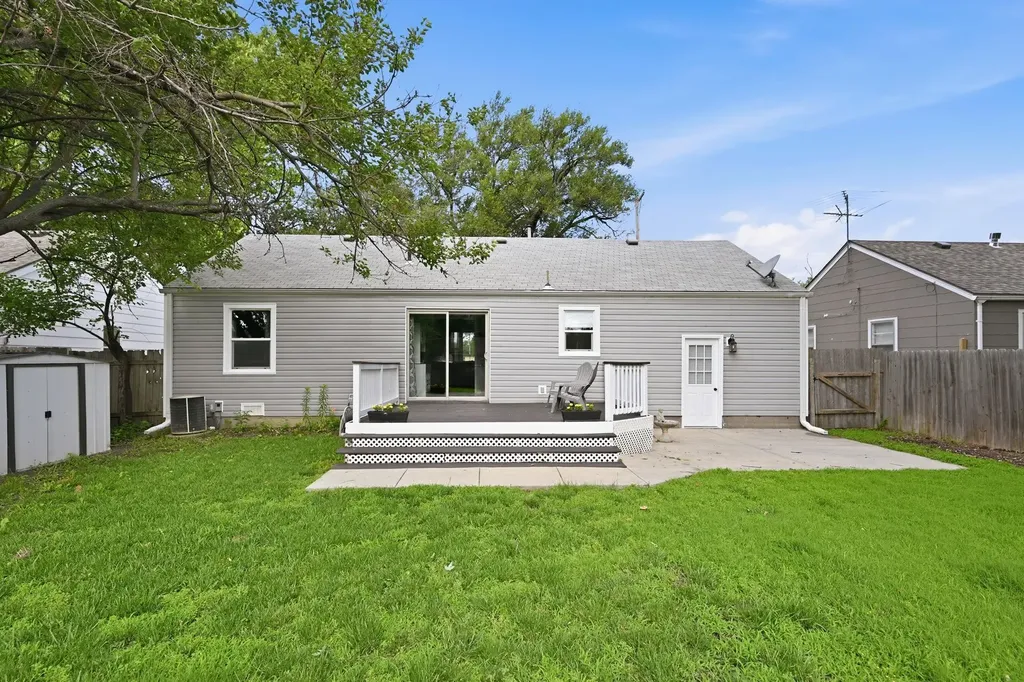 3050 N Coolidge Avenue Wichita KS 67204
