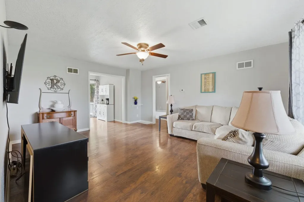 3050 N Coolidge Avenue Wichita KS 67204