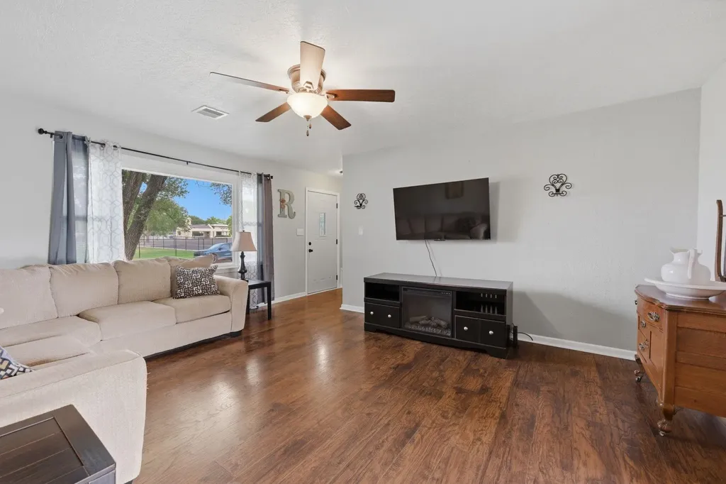 3050 N Coolidge Avenue Wichita KS 67204