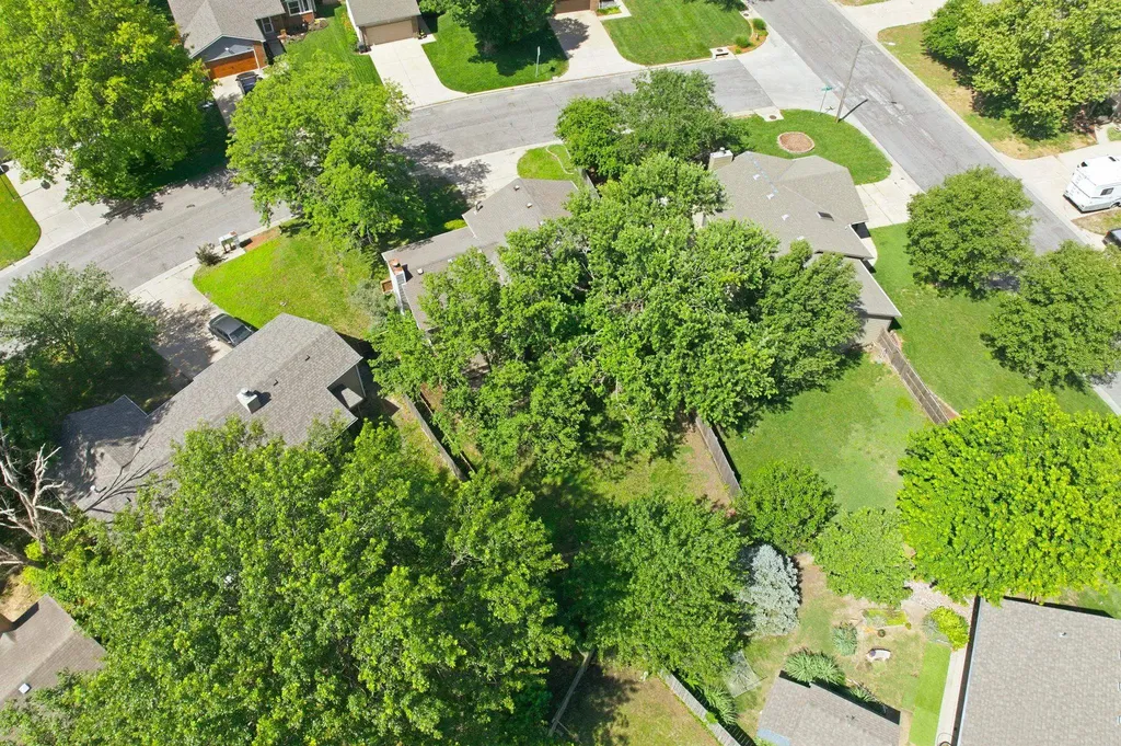1870 N Cheryl Court Wichita KS 67212