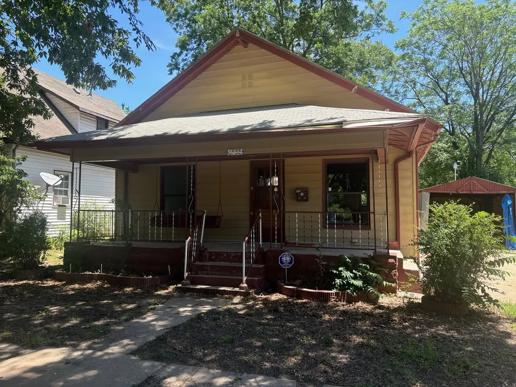 1006 S Emporia Wichita KS 67211