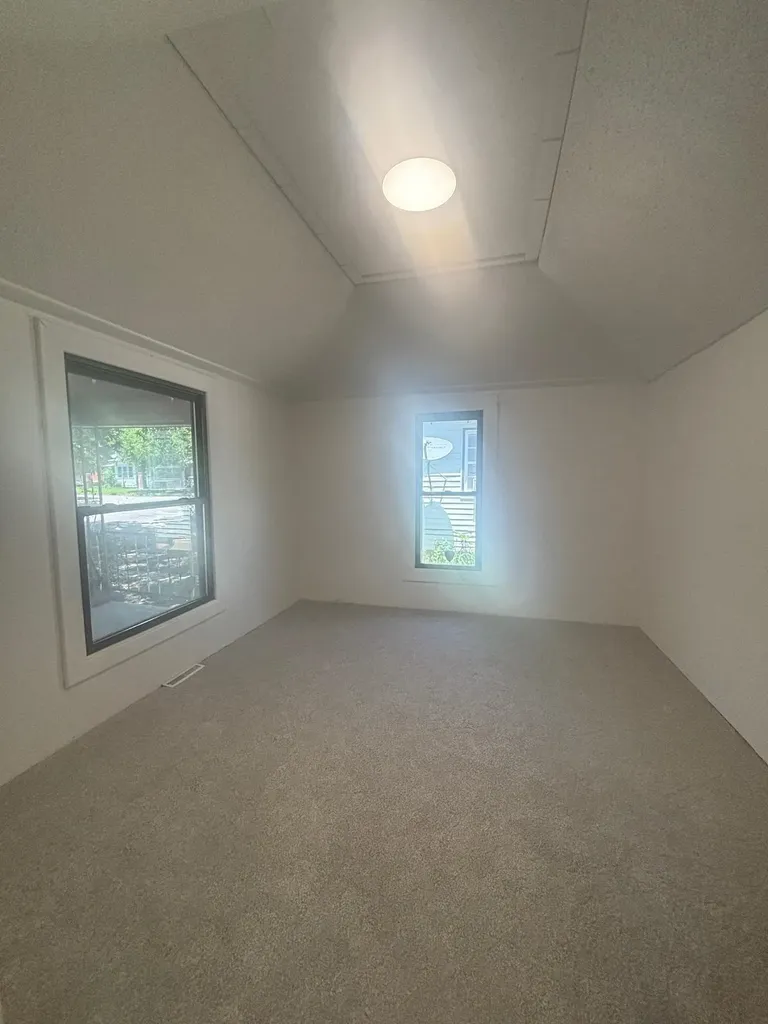 1006 S Emporia Wichita KS 67211