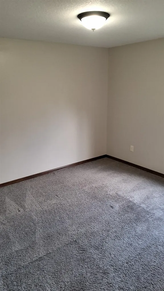 2243 N Silverdale Street Andover KS 67002-7572