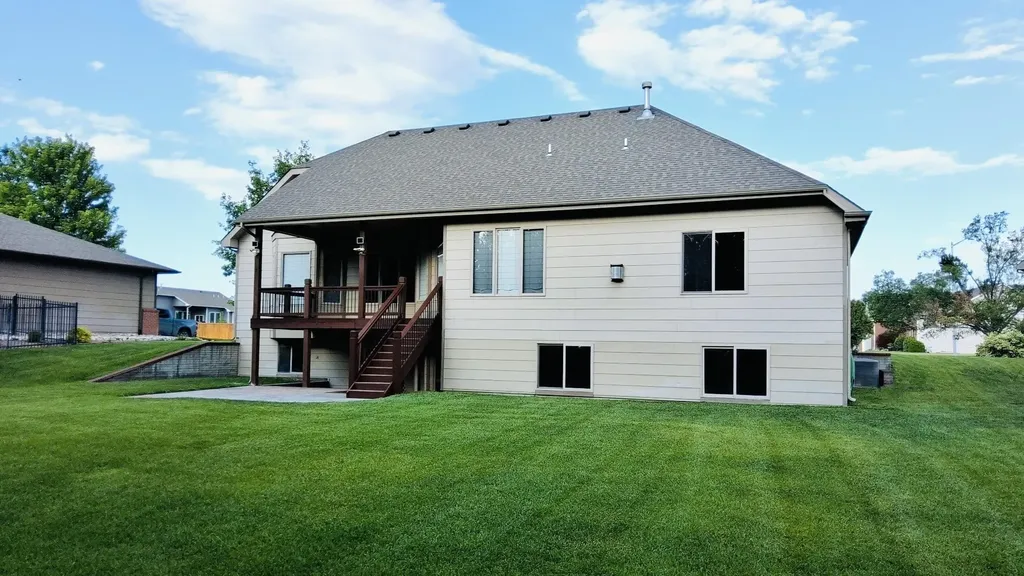 2243 N Silverdale Street Andover KS 67002-7572