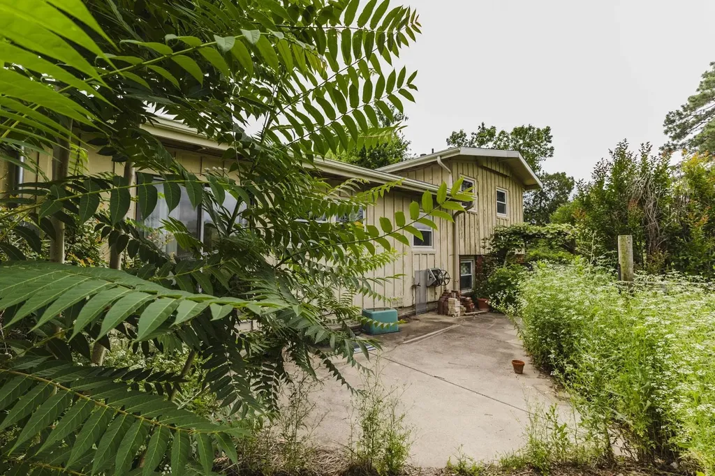 145 & 217 N 127th Street E Wichita KS 67206
