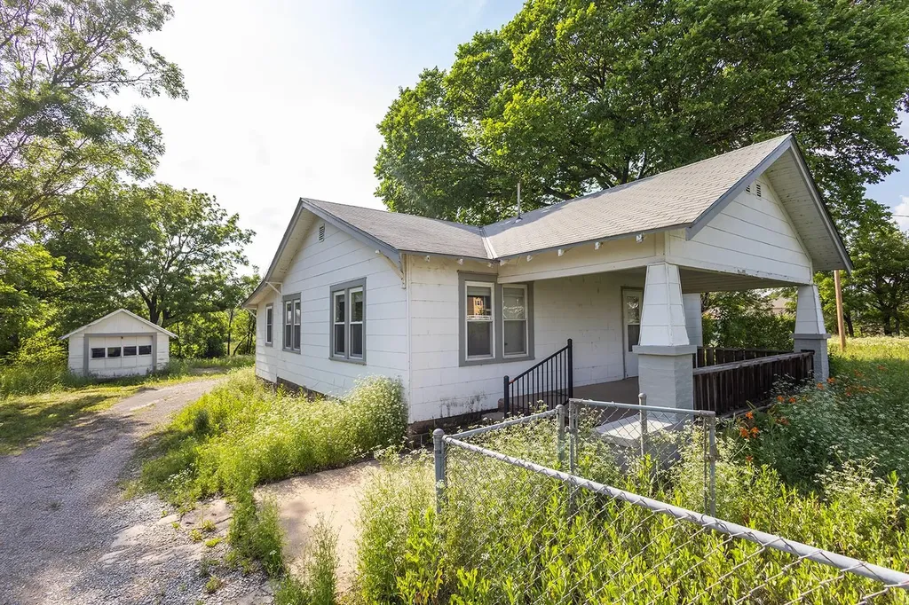 145 & 217 N 127th Street E Wichita KS 67206