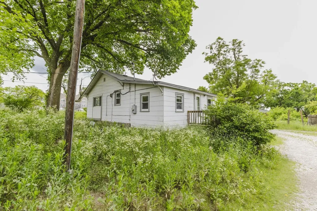 145 & 217 N 127th Street E Wichita KS 67206