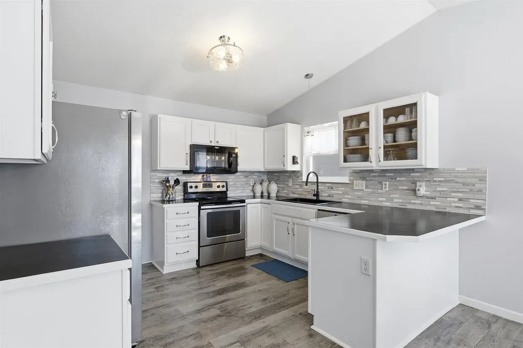2134 S Golden Hills Street Wichita KS 67209