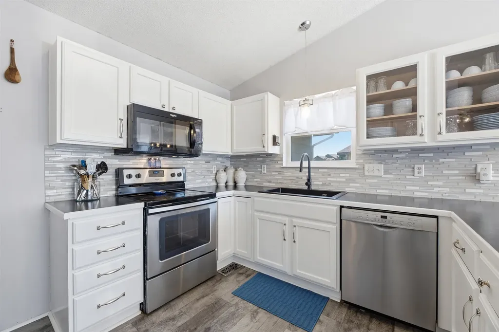 2134 S Golden Hills Street Wichita KS 67209