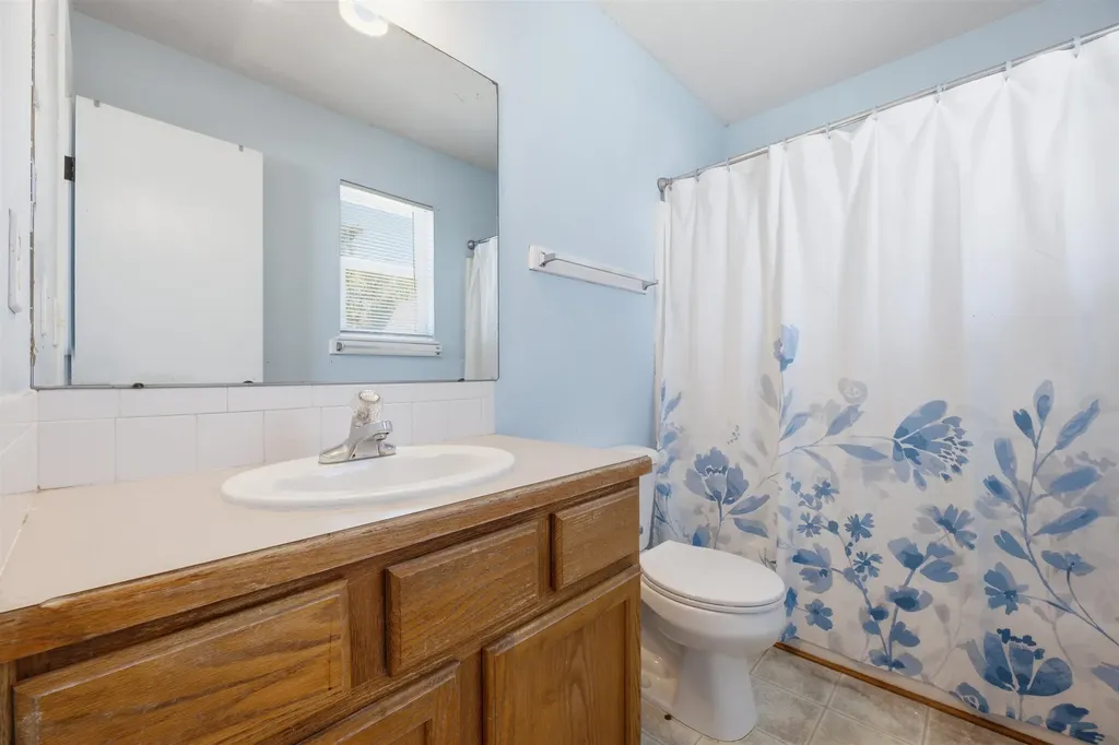 2134 S Golden Hills Street Wichita KS 67209
