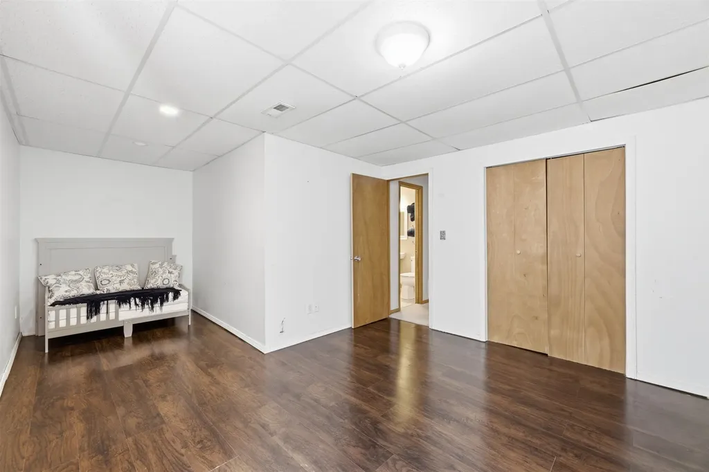 2134 S Golden Hills Street Wichita KS 67209