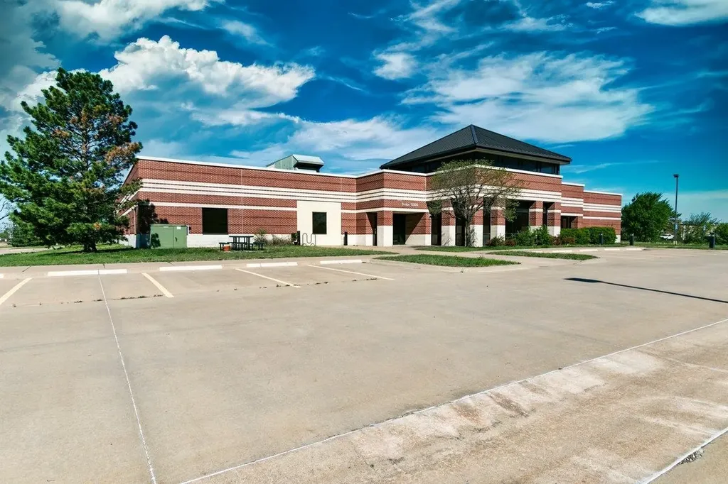 2800 S Rock Road Wichita KS 67210