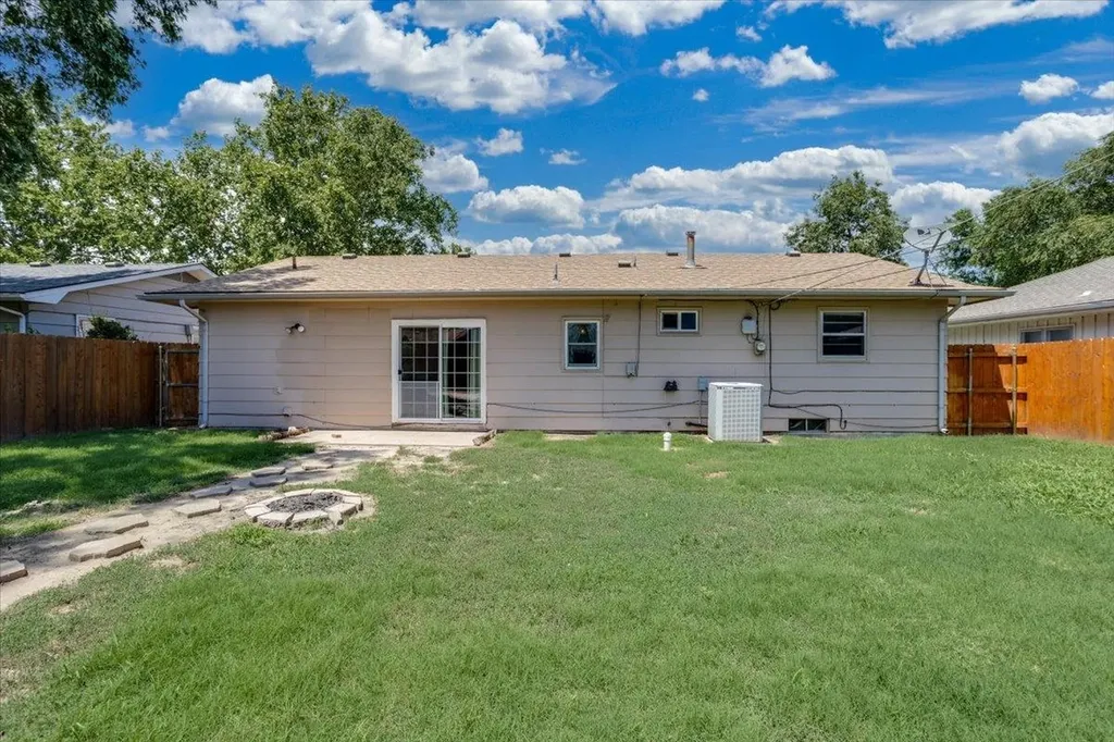 511 W Aspen Street Wichita KS 67217-2923