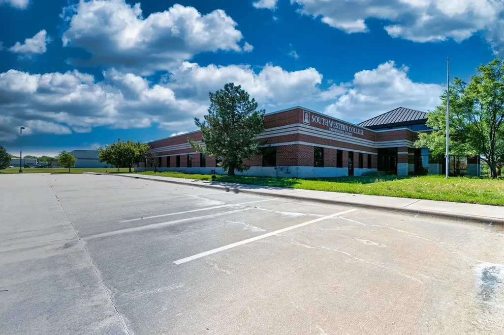 2800 S Rock Road Wichita KS 67210