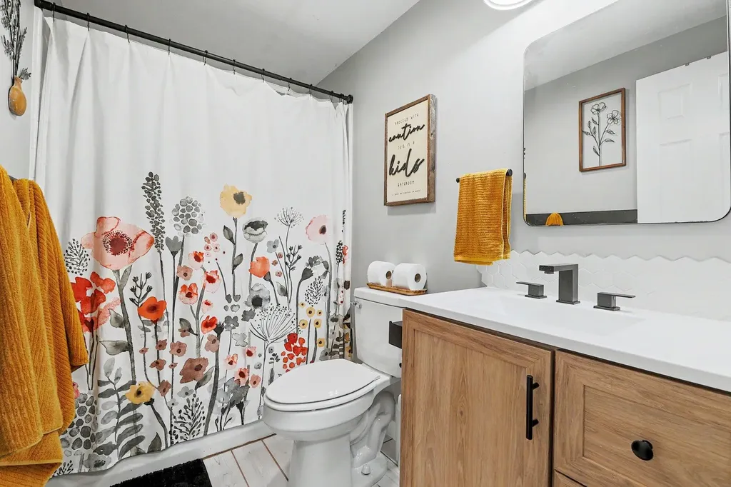 1013 E Pembrook Road Derby KS 67037