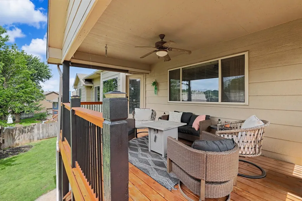 1013 E Pembrook Road Derby KS 67037