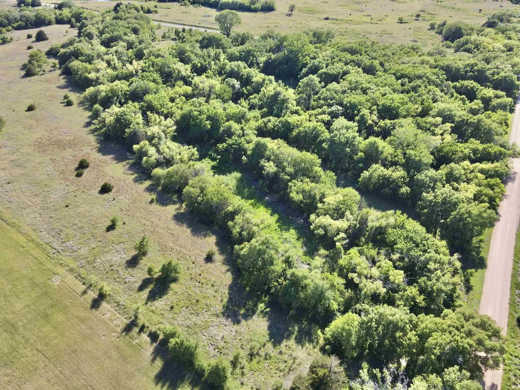 Se/c Of NE 70th St & NE 100th Ave - Tract 3 Turon KS 67583