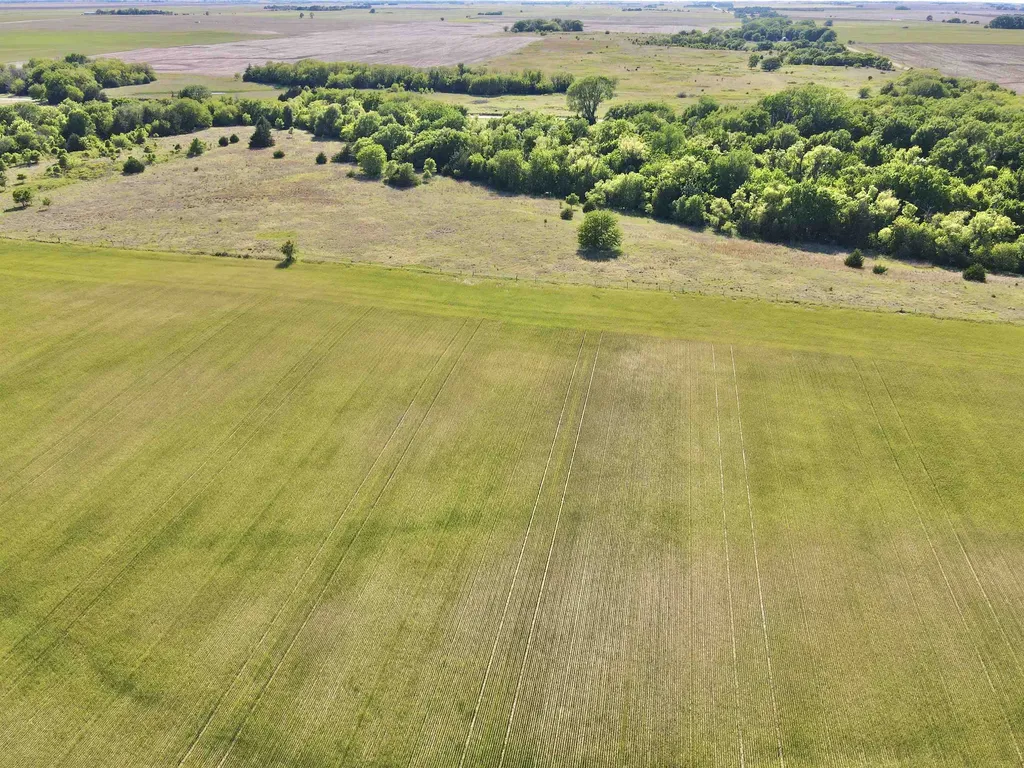 Se/c Of NE 70th St & NE 100th Ave - Tract 3 Turon KS 67583