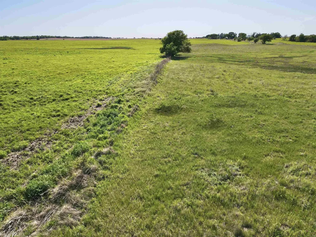 Ne/c Of NE 40th St & NE 100th Ave - Tract 4 Turon KS 67583