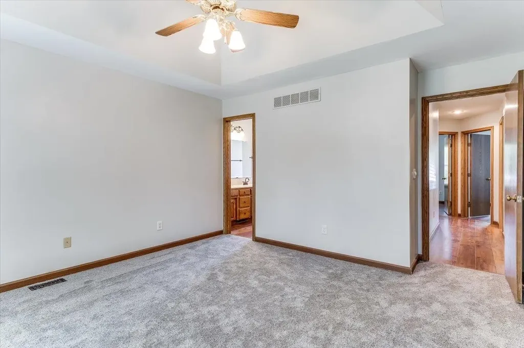 2366 N Vinegate Court Wichita KS 67226