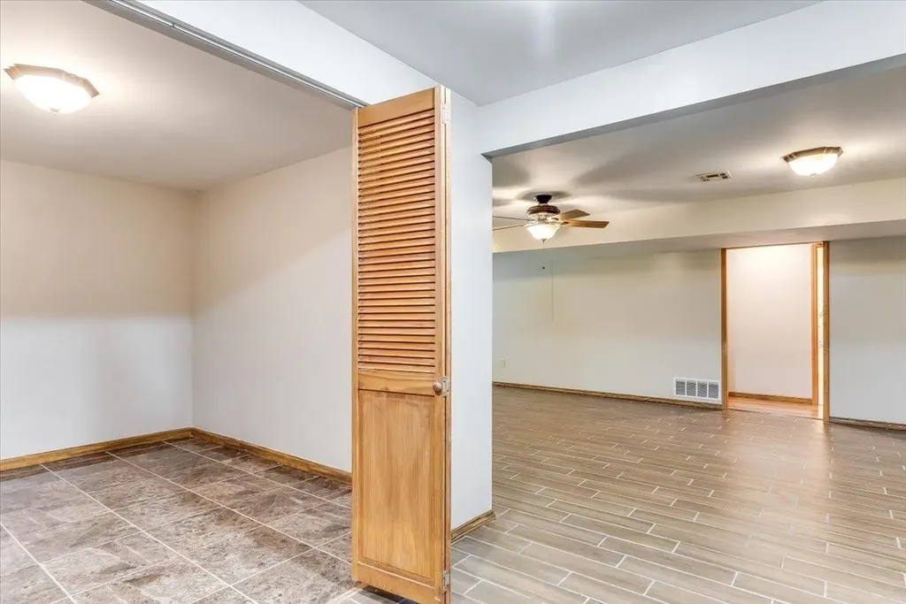 2366 N Vinegate Court Wichita KS 67226