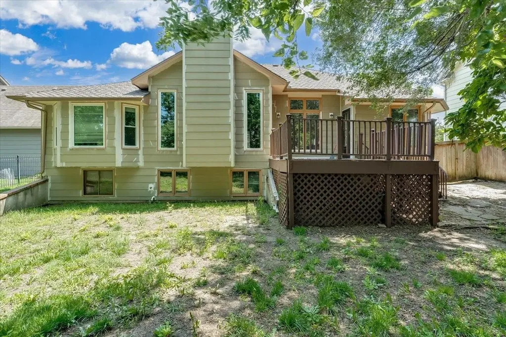 2366 N Vinegate Court Wichita KS 67226