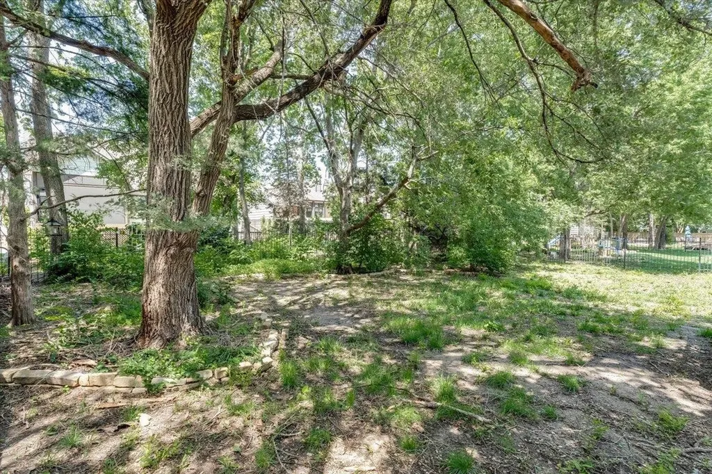2366 N Vinegate Court Wichita KS 67226