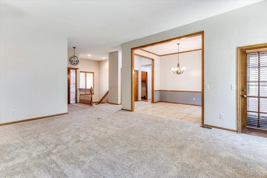2366 N Vinegate Court Wichita KS 67226