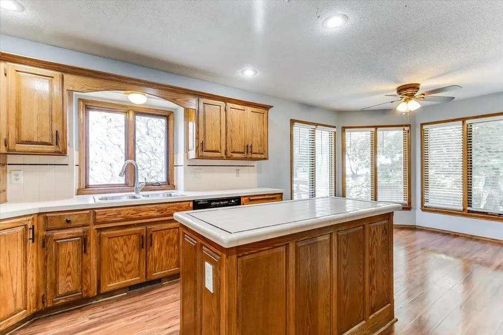 2366 N Vinegate Court Wichita KS 67226