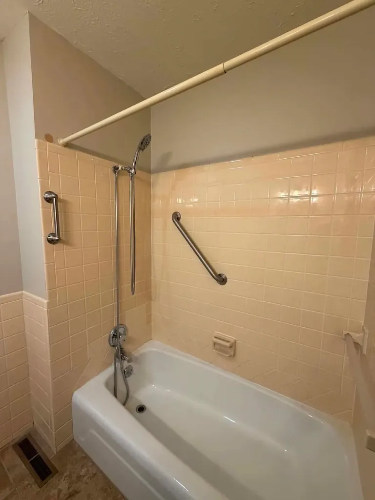 507 Akron Augusta KS 67010