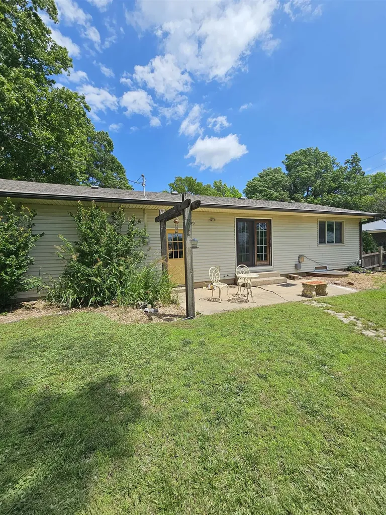 507 Akron Augusta KS 67010