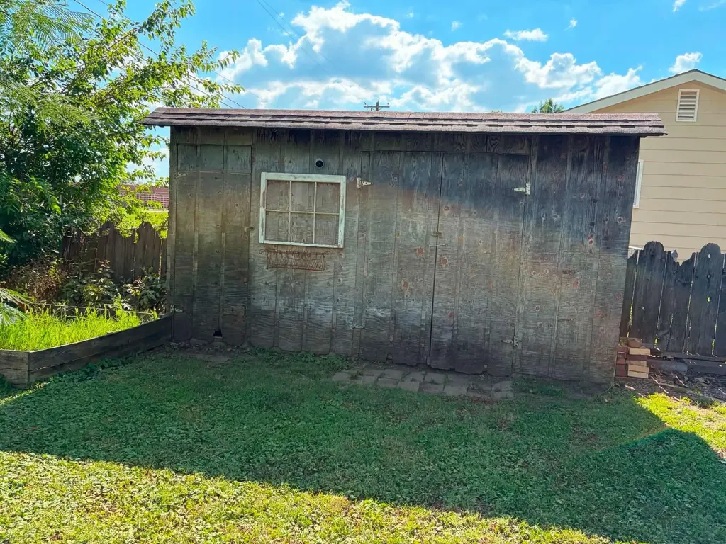 507 Akron Augusta KS 67010