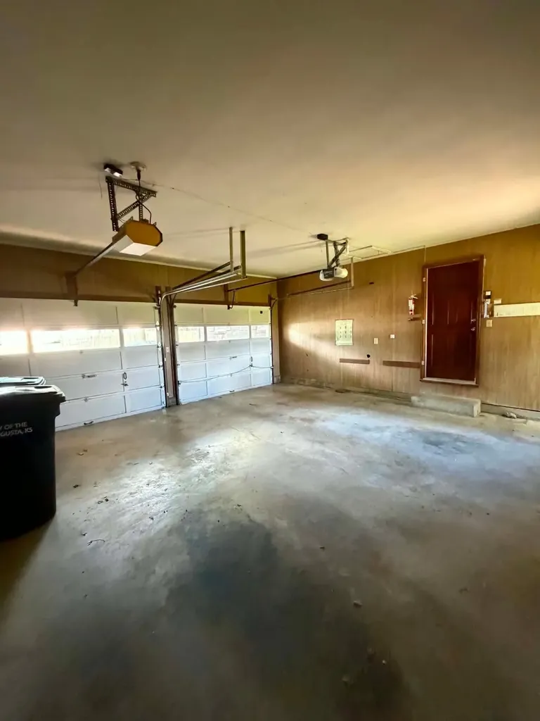 507 Akron Augusta KS 67010