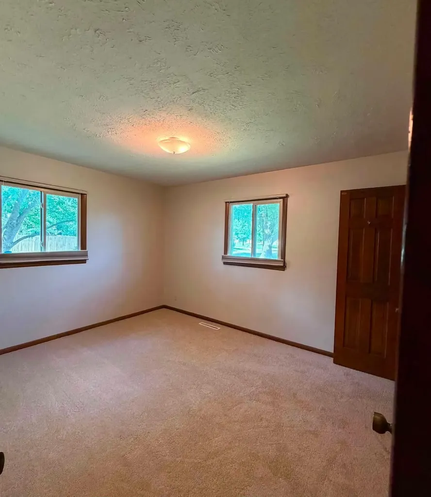 507 Akron Augusta KS 67010