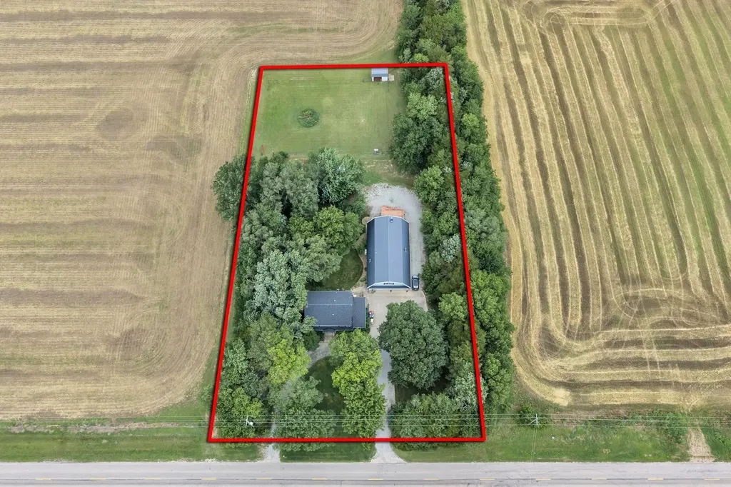 1046 W 90th Avenue N Conway Springs KS 67031