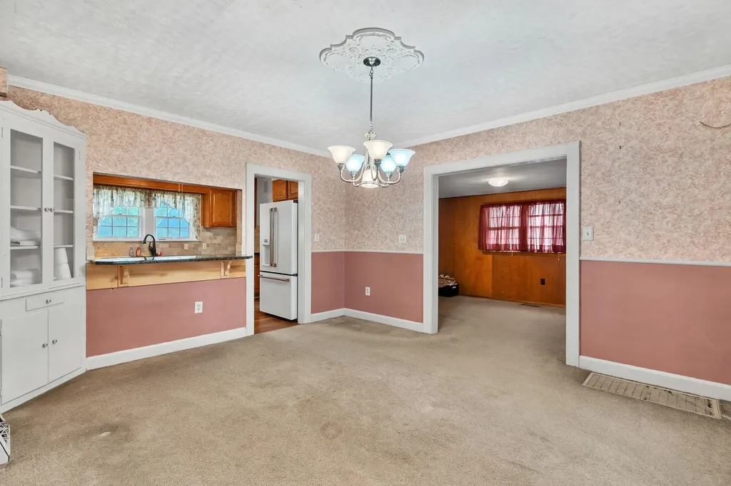1046 W 90th Avenue N Conway Springs KS 67031