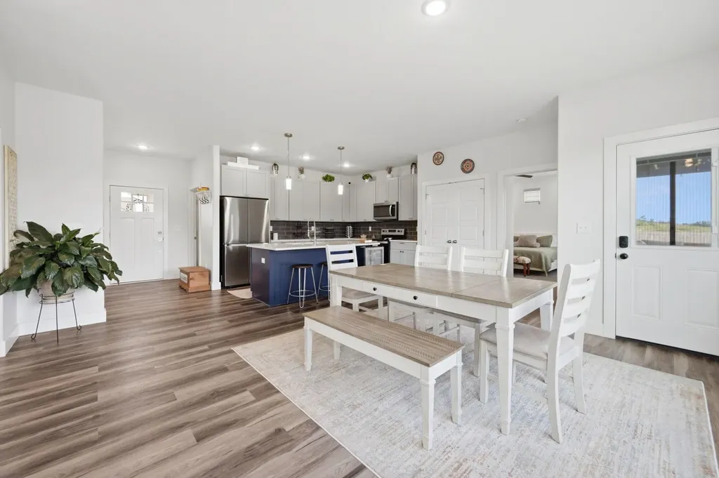 2738 E Ironstone Street Park City KS 67219